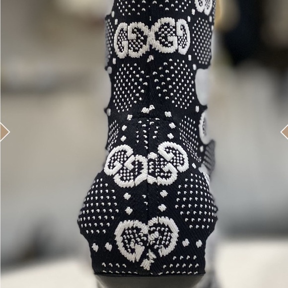 Gucci Monogram Black and White Heeled Boots - Picture 2 of 3